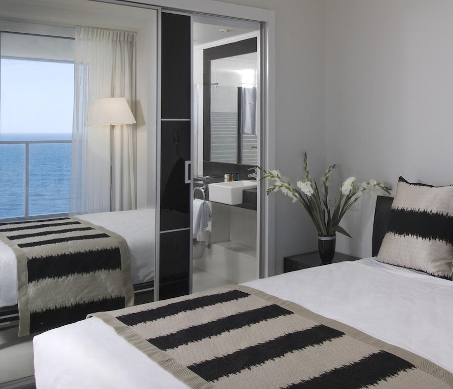 Grand Executive Suite with Balcony and Sea View (4 Adults)
